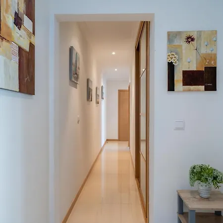 The Village - Outstanding Brand New 2 Bedrooms In Gale *